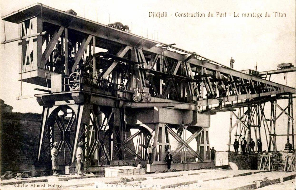 Djidjelli - Port - Montage du Titan.jpg